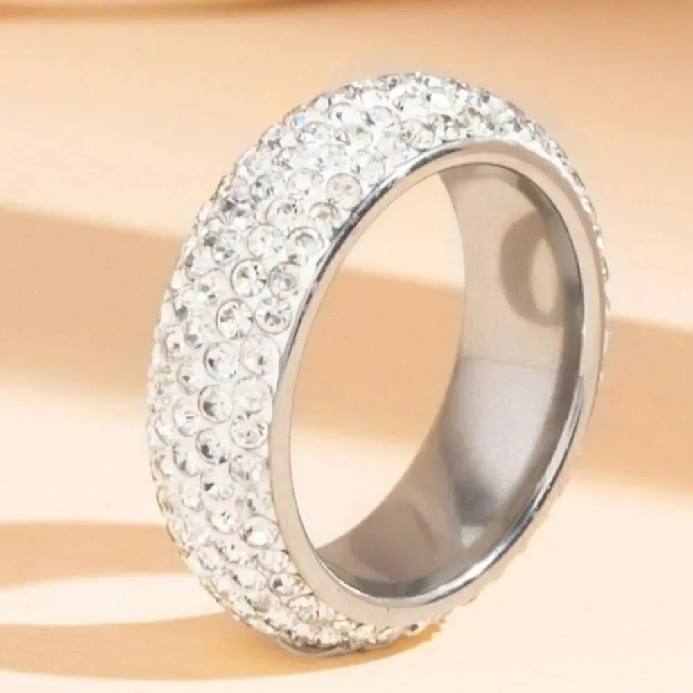 Titanium Ring with Mini Rhinestones - Elegance and Durability